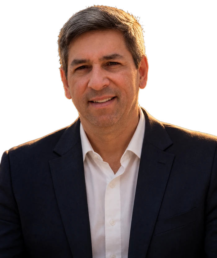Dr. Flavio Varela Torres